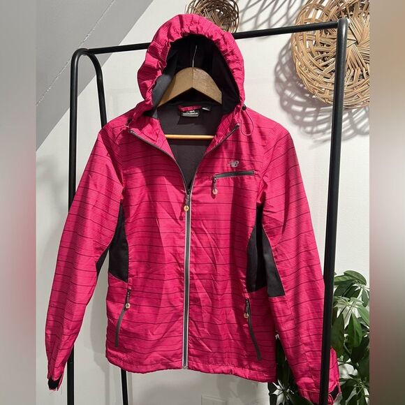 New Balance Jacket - Picture 1 of 7